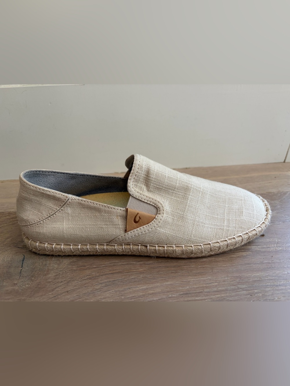 OluKai Kaula Pa'a Kapa espadrille linen slip on comfort -size 8 - Picture 6 of 10